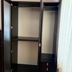 【大塚家具】洋ダンス3点
の画像