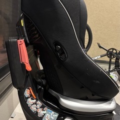 コンビ　上位機種チャイルドシート　新生児から の画像