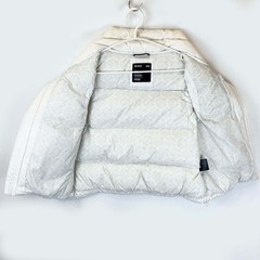 アンダーアーマー UAコールドギア インフラレッド ダウン クリンクルベスト L ホワイト 1381660 レディース UNDER ARMOUR トレーニング スポーツウェアの画像