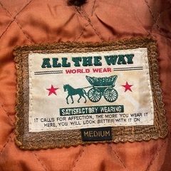 高級ブランド🔴牛革のレザージャケットmサイズの画像