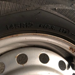 スタッドレスタイヤ　軽自動車　4本　ホイール付きの画像