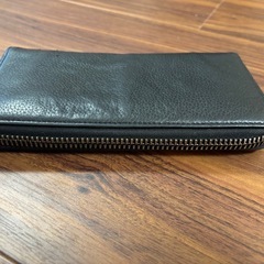 Christian Louboutin 長財布の画像