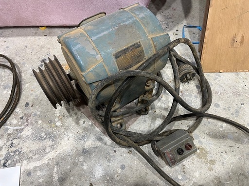 モーター　200v 1.5kw