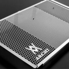 新品未使用　Z900RS アーキ　ラジエーターガード　シルバーの画像