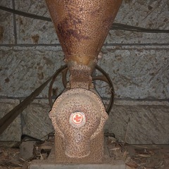 丸七飼料粉砕機 粉砕機 骨董品　の画像