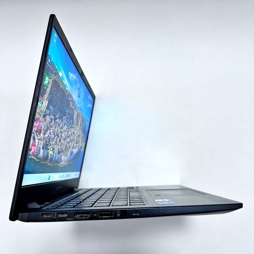 クリスマスセール?2022年製【第11世代Core i5×16GBメモリ】dynabook G83/HU｜爆速SSD搭載