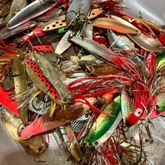 【釣具まとめ売り】ルアー各種　総重量4.1キロの画像