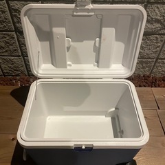 （受渡予定者決定）クーラーボックス大型の画像