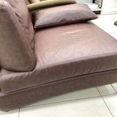 1人掛けソファー　Armonia　ブラウン　裏面布ヤブレ有の画像