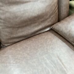 1人掛けソファー　Armonia　ブラウン　裏面布ヤブレ有の画像