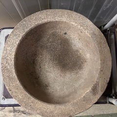 【無料】【引取限定】石臼中サイズ　お譲りします2025/12/1～の画像