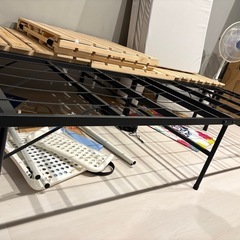 1.2m x 1.95mの折りたたみパレットとベッドの画像