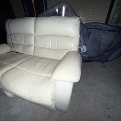 ニトリ2人掛け電動ソファの画像