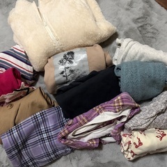 130前後女児服(長袖、秋冬物)まとめ売の画像