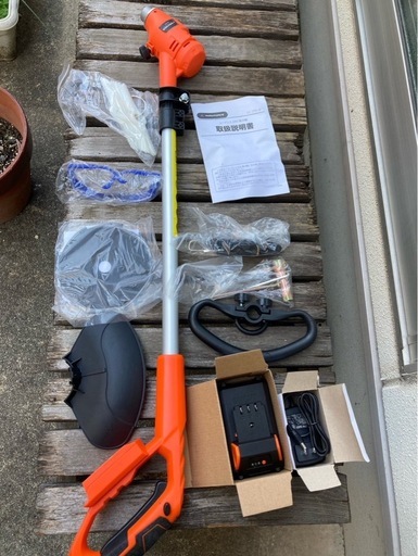 24Vバッテリー式　草刈り機