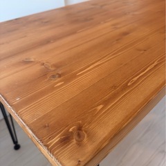 LOWYA ダイニングテーブルの画像