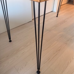 LOWYA ダイニングテーブルの画像