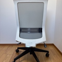オフィスチェア 回転椅子の画像