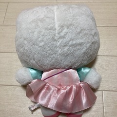 サンリオハローキティぬいぐるみの画像