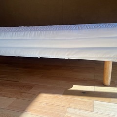 美品！セミダブルベッド　の画像