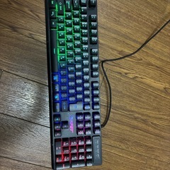 PC ゲーミング　PCキーボード　の画像