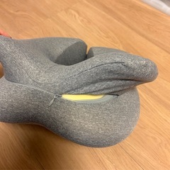 【美品】お昼寝うつ伏せ枕（グレー）の画像
