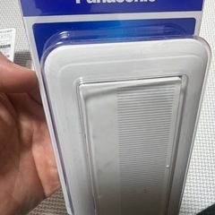 スイッチカバー WTP 50011WP と50512WPの画像