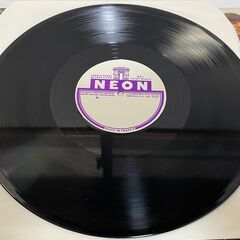 ビートルズ「Les Beatles à Paris」コレクター盤2枚組の画像