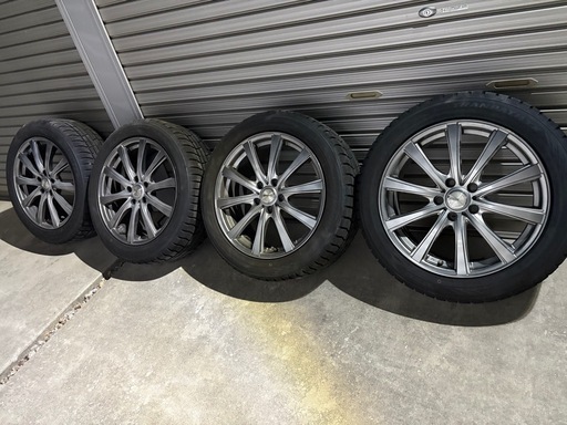 C-HRにスタッドレスタイヤ225/50R18TOYOトランパス