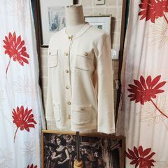 ＆INGEBORG (インゲボルグ) すらりすっきり美人デザイン。美しいスタイルのカーディガン、いかがでしょうか？の画像