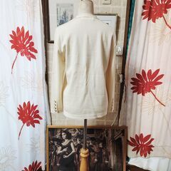 ＆INGEBORG (インゲボルグ) すらりすっきり美人デザイン。美しいスタイルのカーディガン、いかがでしょうか？の画像