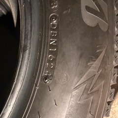 BLIZZAK DM-V3 175/80R16 24年製スタッドレスの画像