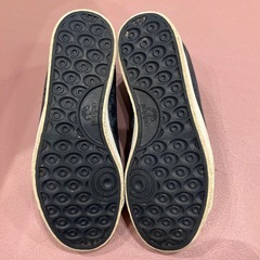 adidas 23.0 底上げスニーカーの画像