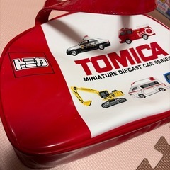 ◆まとめ買いで0円◆トミカバッグ
の画像