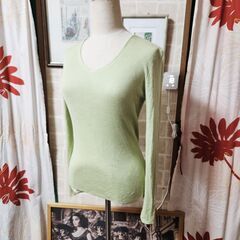 ANNE KLEIN(アンクライン) シルク＆コットン＆カシミヤ仕立て。極上の着心地の大き目トップス、いかがでしょうか？の画像