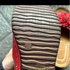 サンダル　赤　花　スリッパの画像