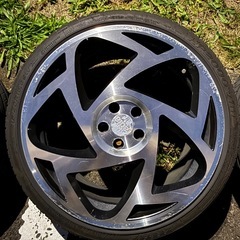 radi8 r8s5 18インチタイヤホイールセット 100 5穴 8.5通しの画像
