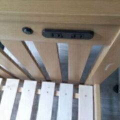 クリスマスセール！～12/24限定！札幌市近郊の方限定！送料無料！シングルすのこベッド コンセント、照明、宮棚付きの画像