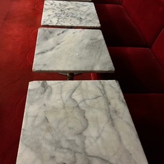 大理石風テーブル　白　アンティーク調の画像