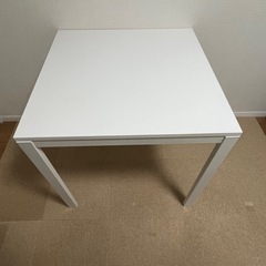 【無料】IKEA メルトルプテーブルの画像