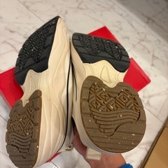 コンバース　サージトレーナー　　24.5cm　の画像