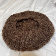 ニットベレー帽茶系の画像