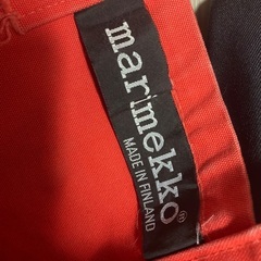 マリメッコ🔴厚手のしっかりした布バッグの画像