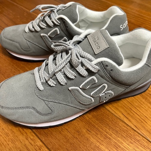 SANGACIOにゅスニーカー