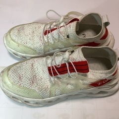 スニーカーの画像