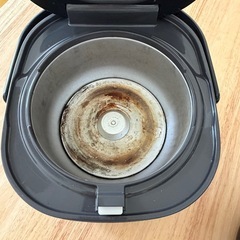 SHARP ３合炊き炊飯器の画像