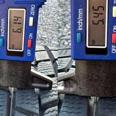 ★日本製・スタッドレス/ＧＯＯＤＹＥＡＲ・ICE NAVI ６　１９５／６５Ｒ１５　９１Ｑ　２０２０年製　4本！！★の画像