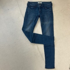 ブランド服　断捨離中の画像