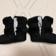 ベビーブーツ リボン付き 黒 10cm〜10.5cmくらいの画像