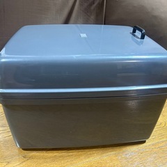 ホンダ　純正　リアボックスの画像